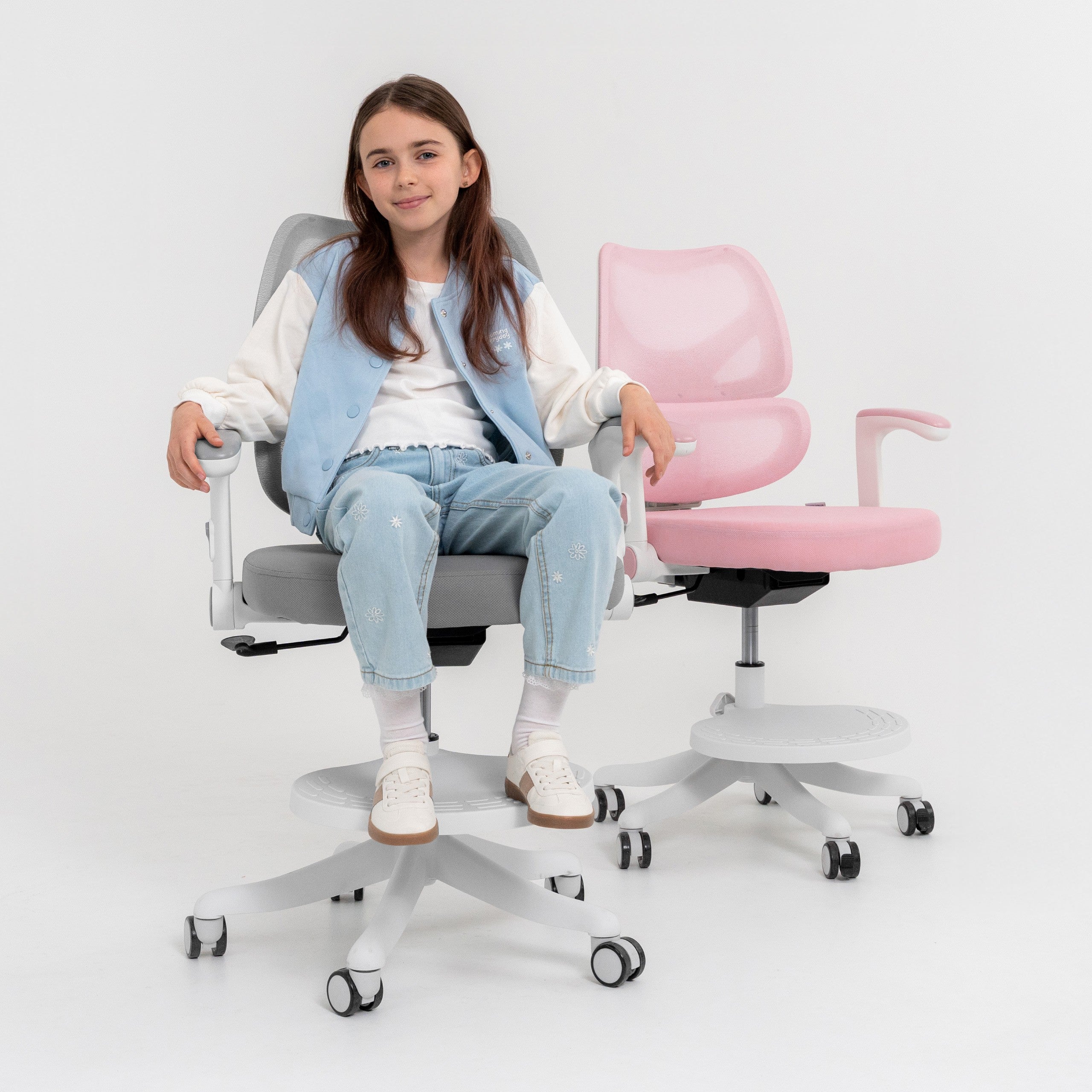 OUTLET Mark Adler Junior 5.3 Grijze draaistoel