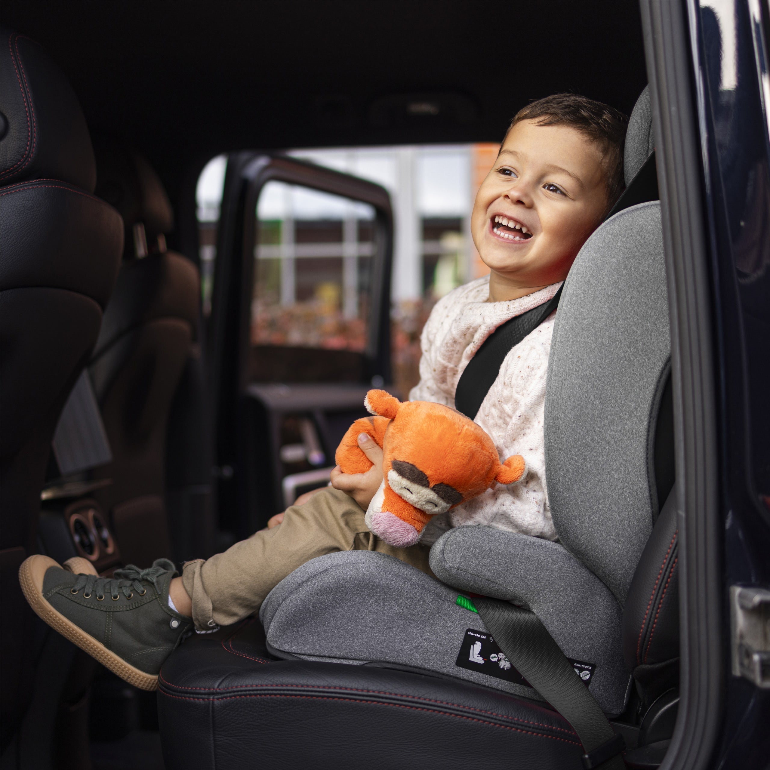 Tulano Joy 35 Zwart ISOFIX autostoel 100-150cm I-Maat