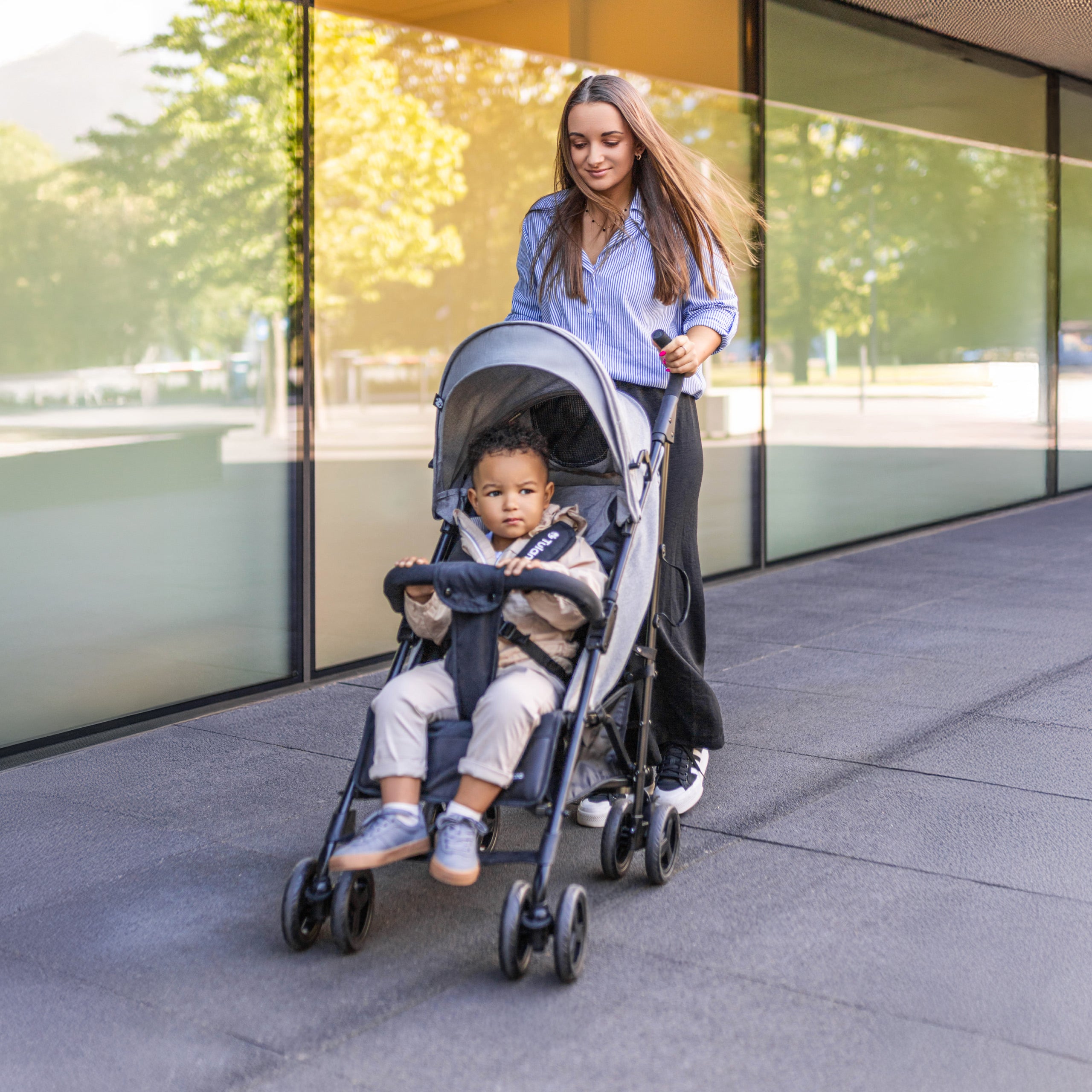Tulano Davos 35 Kinderwagen Groen-Zwart