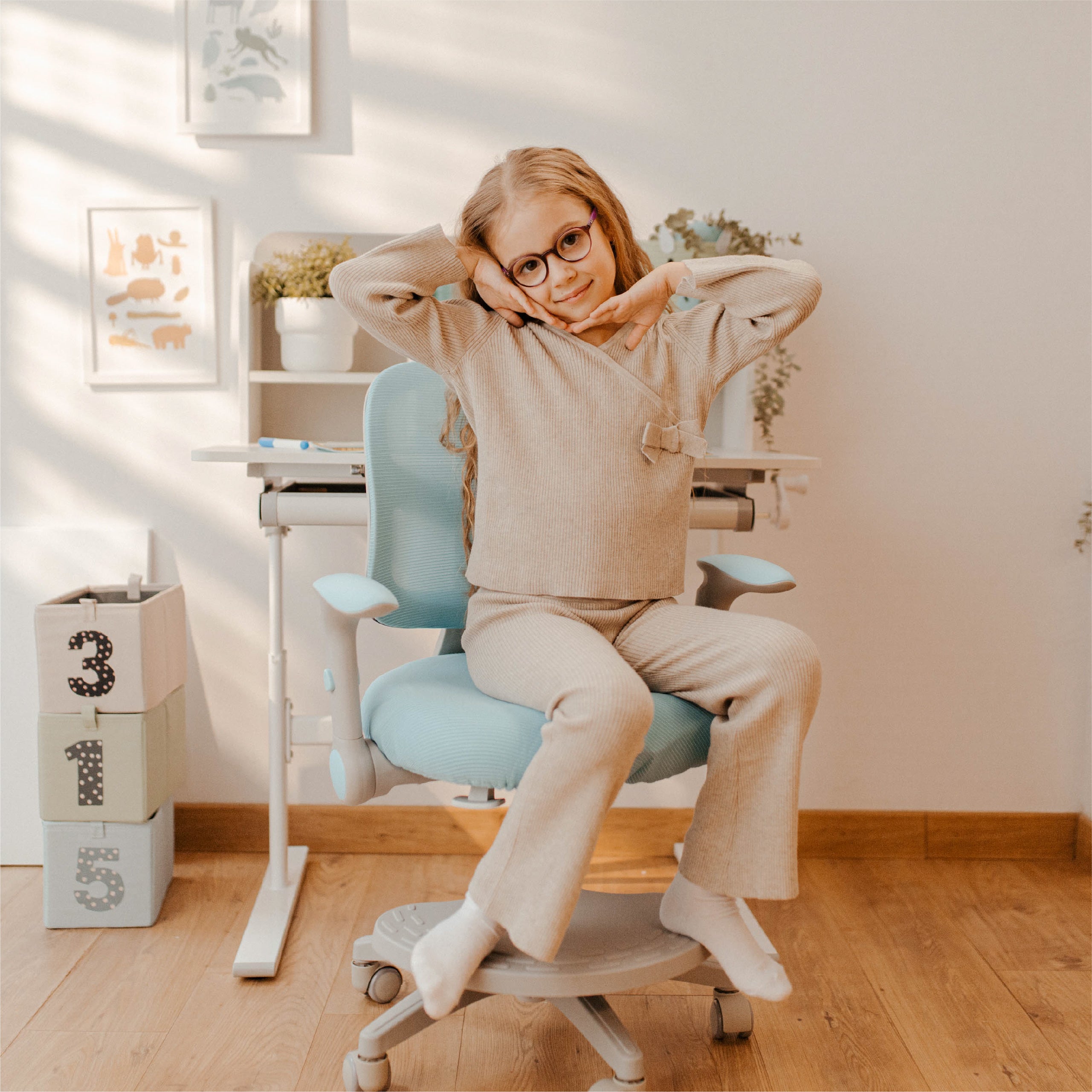 Ergonomische kinderstoel Mark Adler Junior 4.6 Blauw