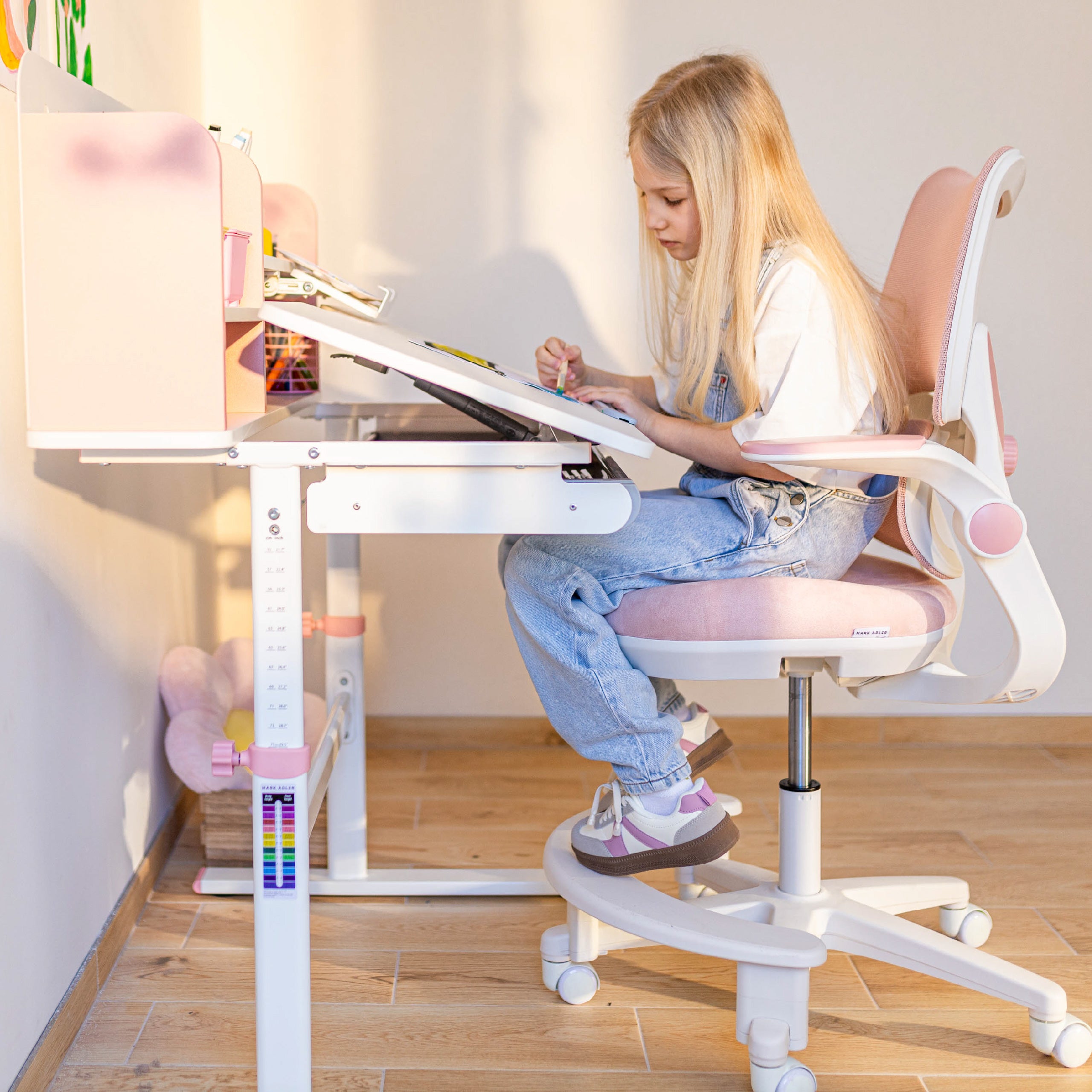 Mark Adler Junior 5.7 Roze kinderbureaustoel