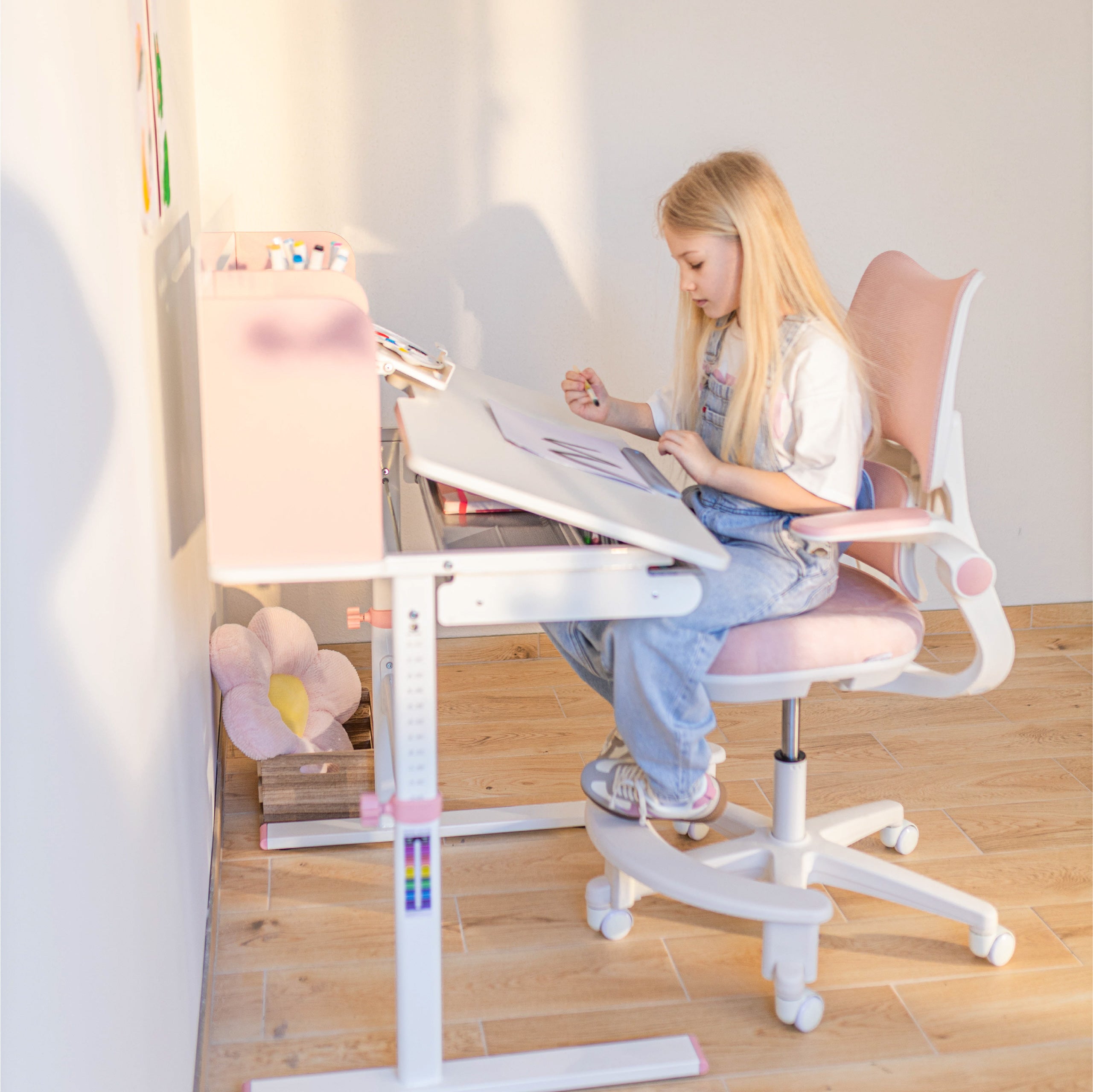 Mark Adler Junior 5.7 Roze kinderbureaustoel