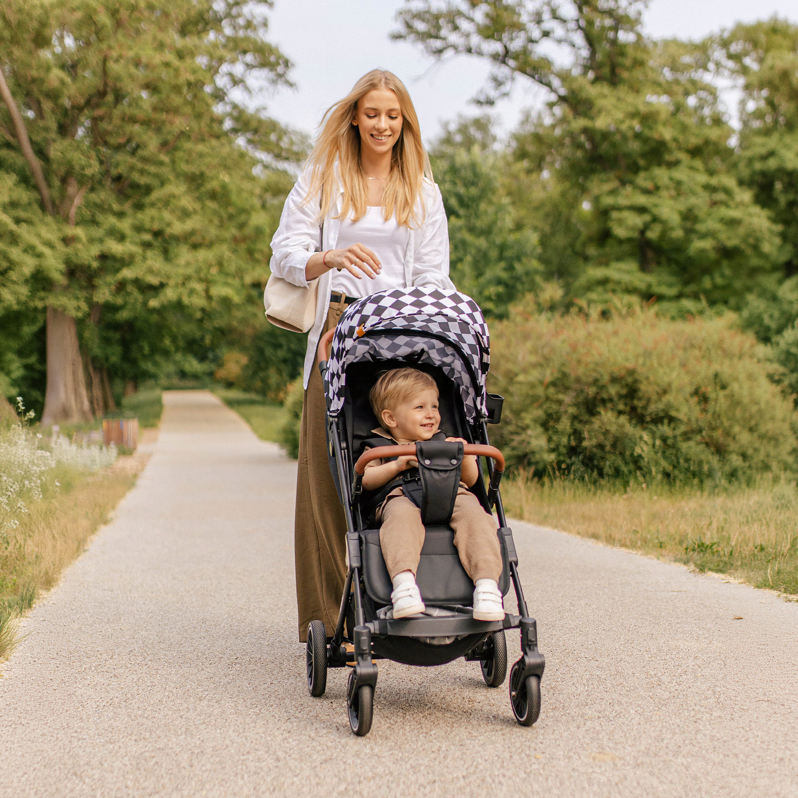 Tulano Lagos 35 Zwarte Kinderwagen
